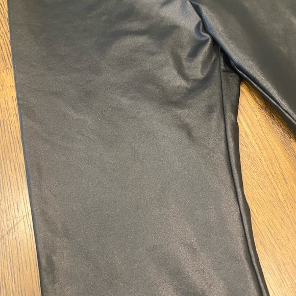 Wild Fable Women’s Liquid Leggings - Picture 2 of 3